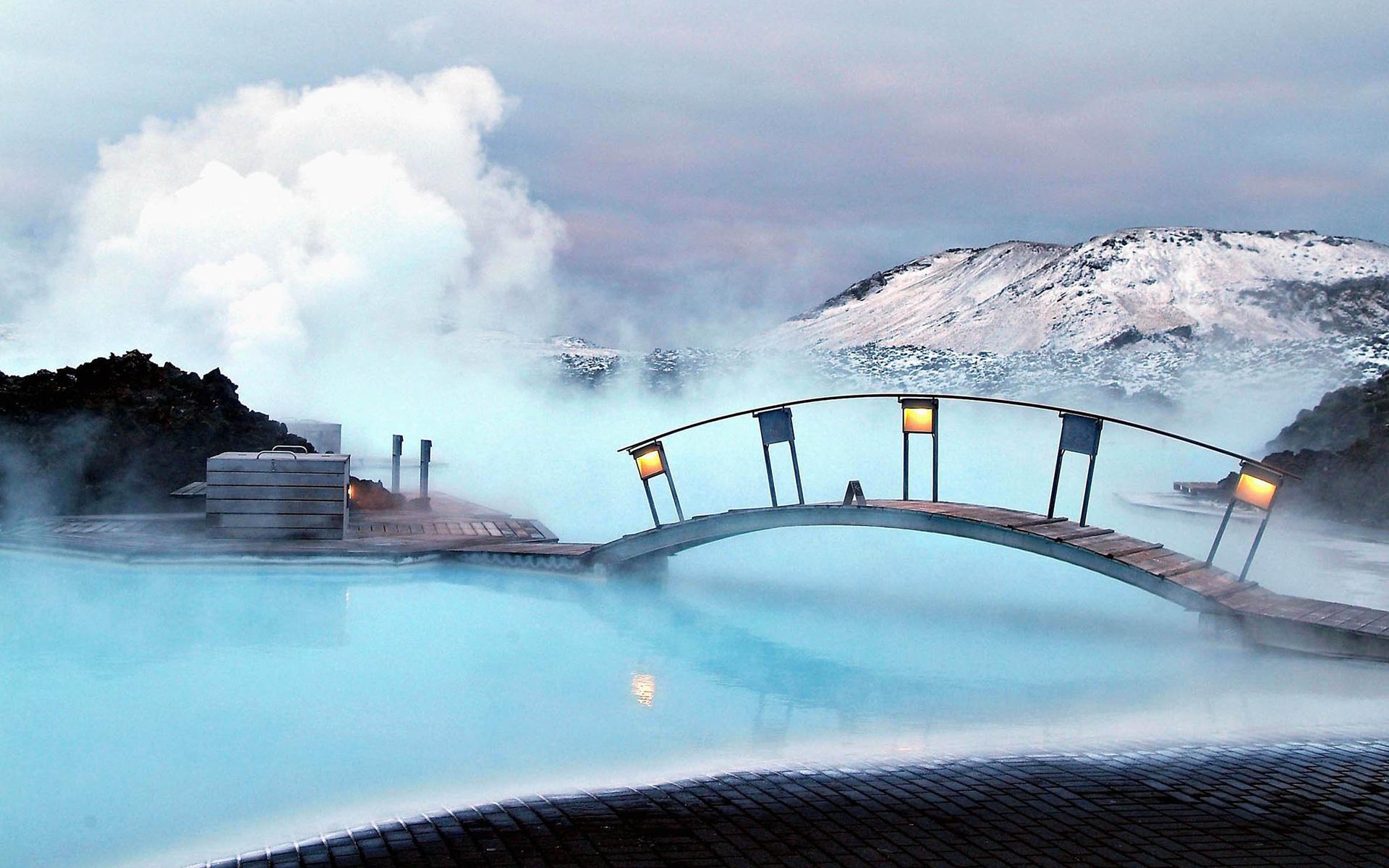 欧洲:冰岛6晚8日(追极光 冰川徒步 蓝湖温泉 直升机)之旅