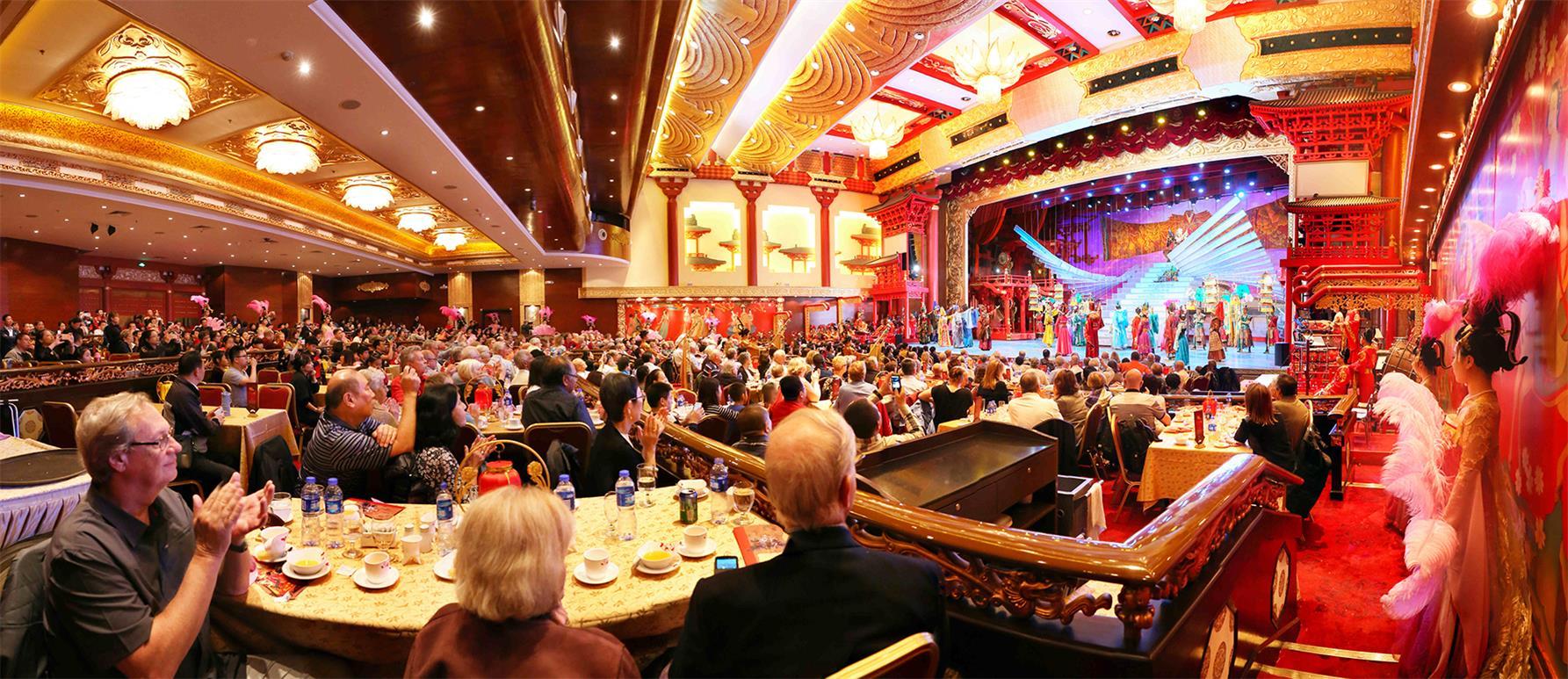 特别体验:品仿唐宫廷宴,贵宾享演出中女皇献礼舞马衔壶杯.