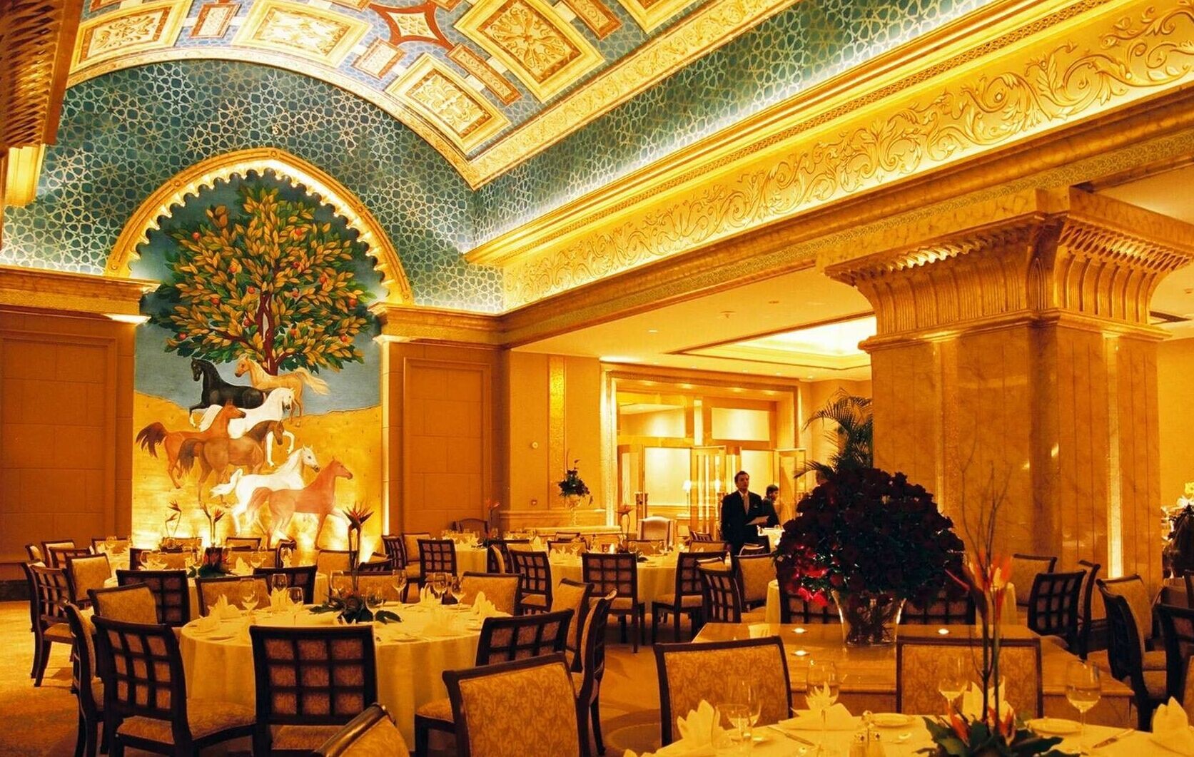 2022迪拜帆船酒店海底餐厅美食餐厅,来这里吃饭 绝对是吃一个环境...【去哪儿攻略】