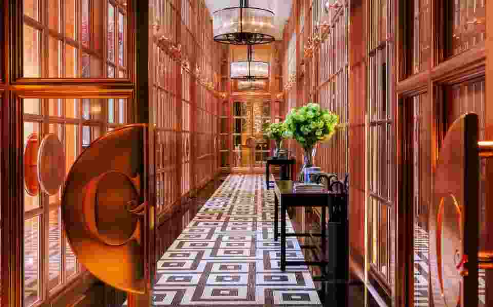 普尔曼PULLMAN蒸汽火车丨英国4晚5天度假【伦敦瑰丽酒店ROSEWOOD+伦敦眼丘比特私人舱+Pullman奢华列车】_八大洲旅游
