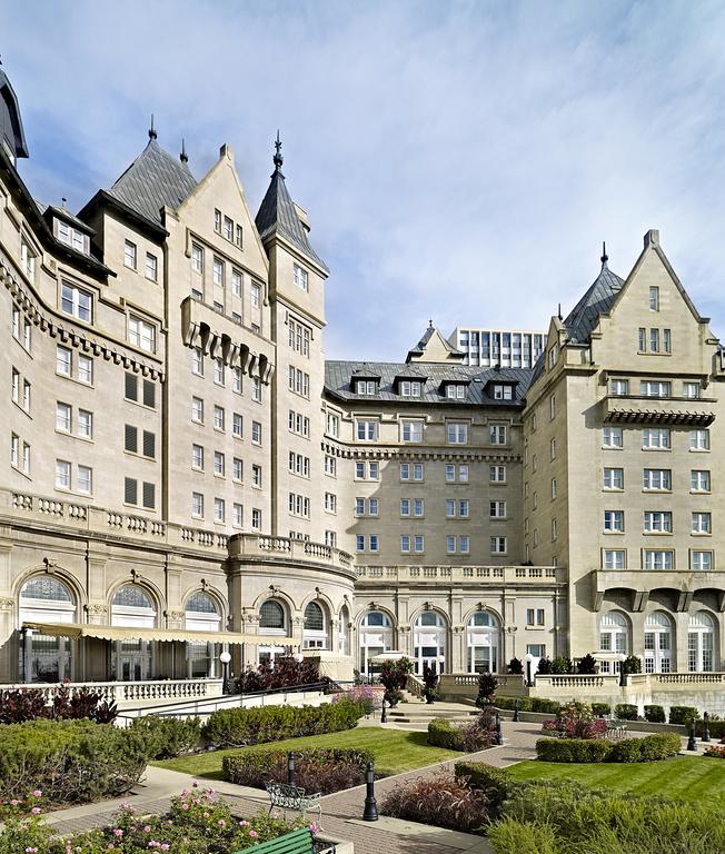 fairmont-hotel-macdonald