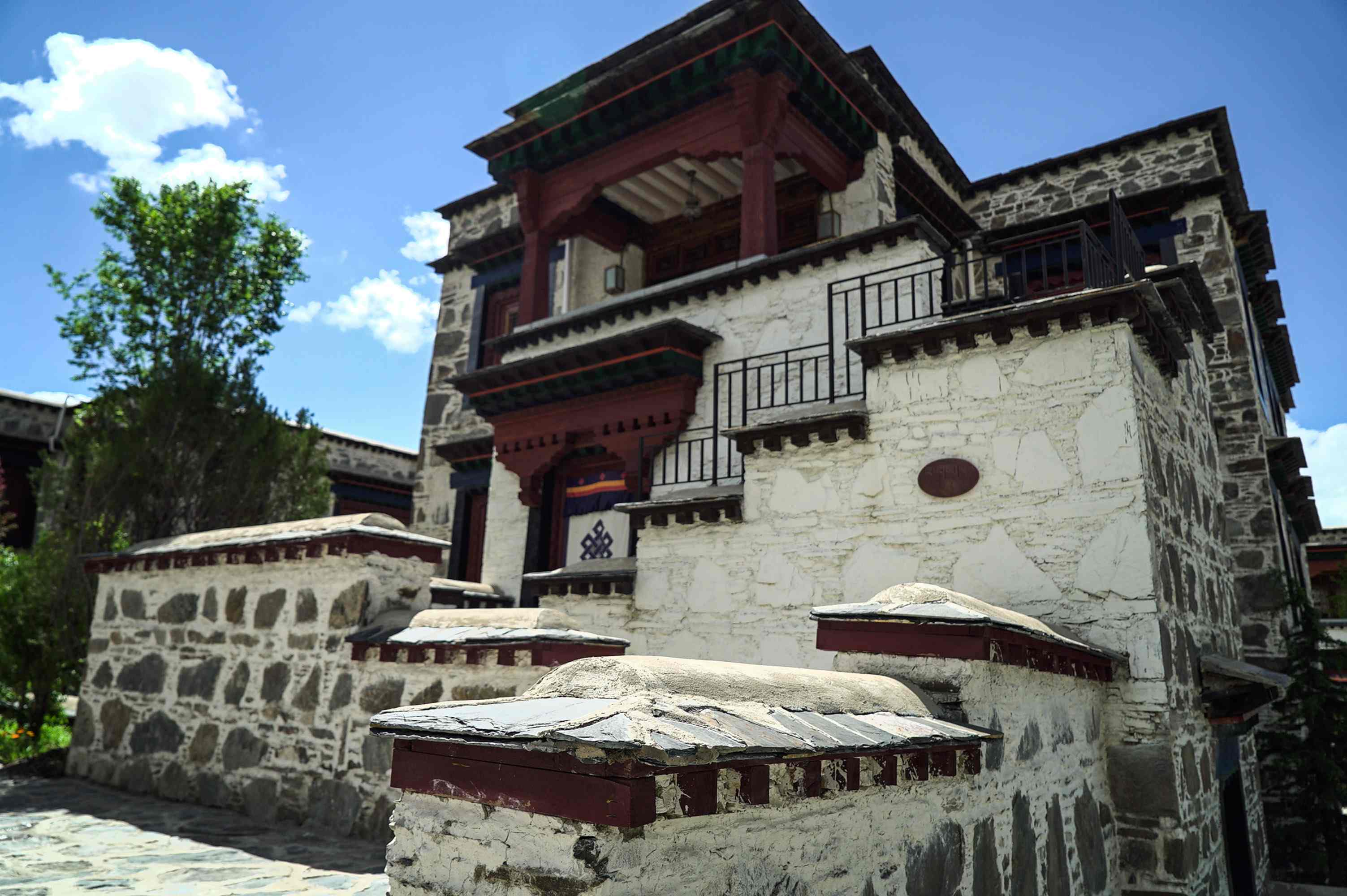 【边疆时空】霍巍 | 西藏高原腹心地带的文明曙光：拉萨曲贡遗址与墓地的发现-专家观点